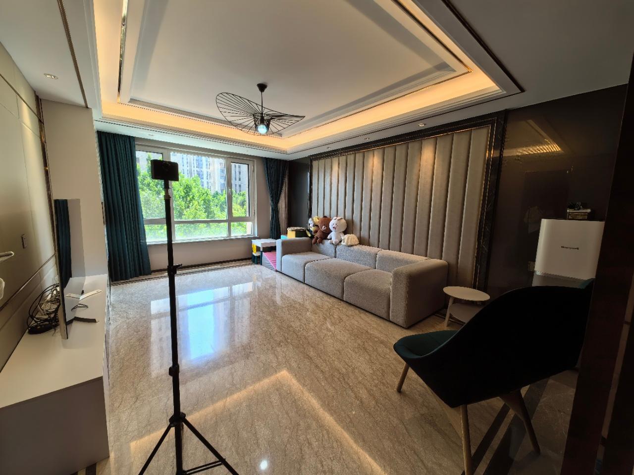 Qingnian Road, Shoukai Xiyue Shangjun, 3 brs, 3 bathrooms