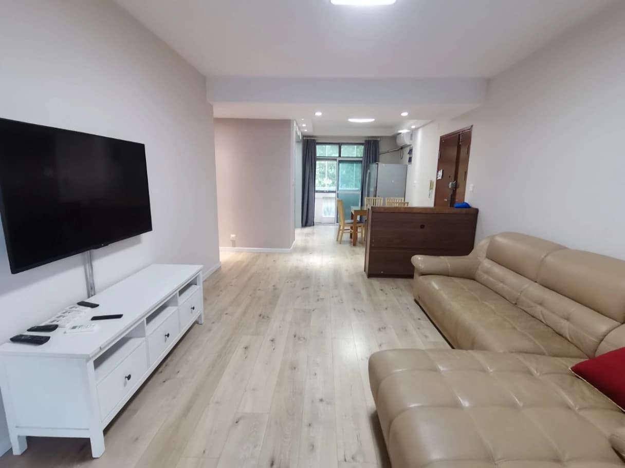 Hongquan Road, 4 Bdr, 2 Living Rooms, 2 Bts, Neat decoration, Near Subway