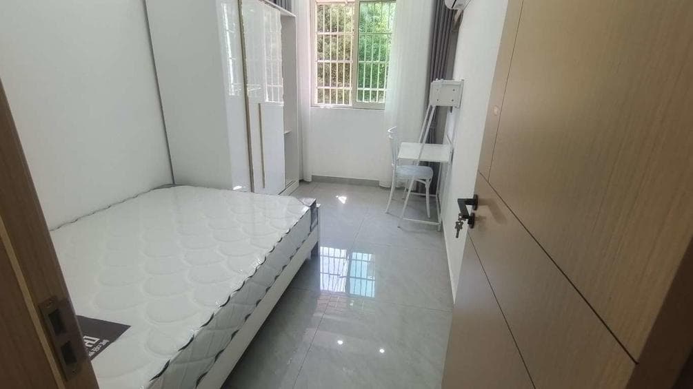 Waigaoqiao, 2 Bedrooms, Well Lighted, Fully Furnished, Near Subway