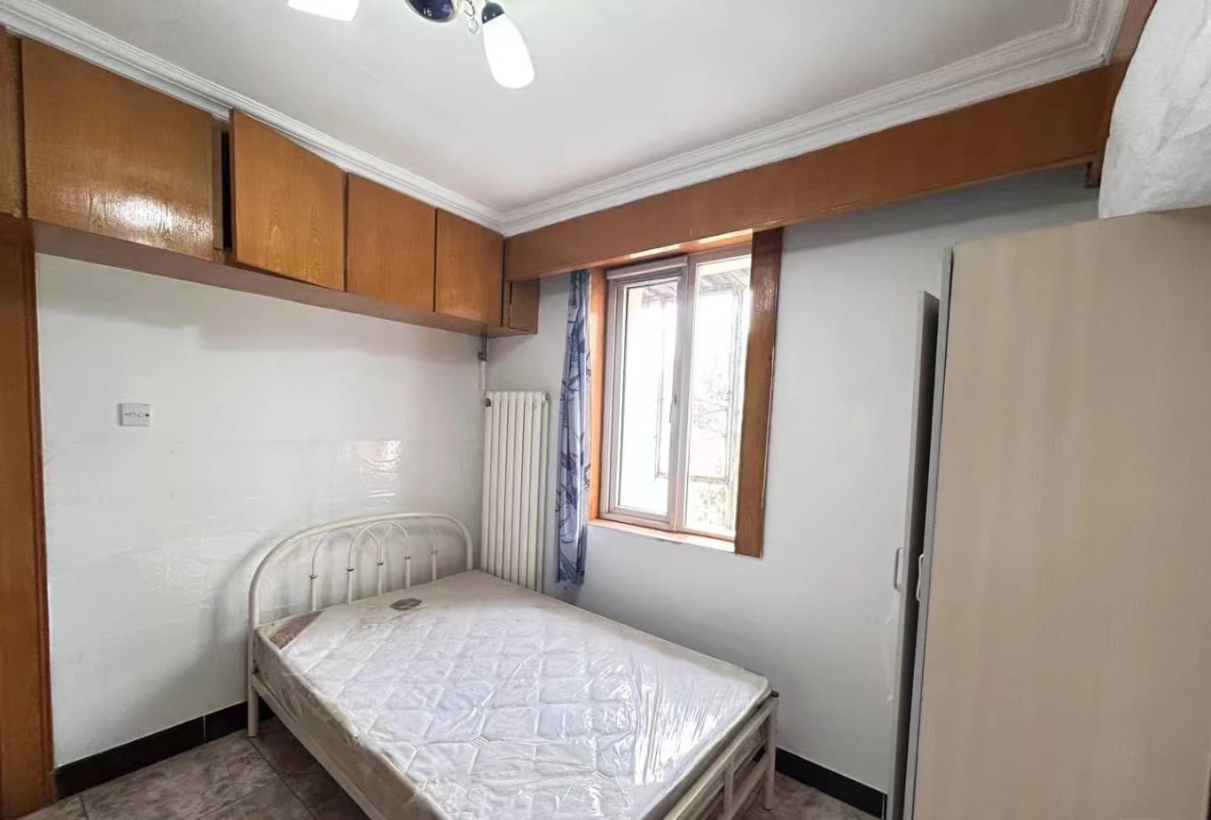 PKU, 2 Bedrooms, Well Lighted