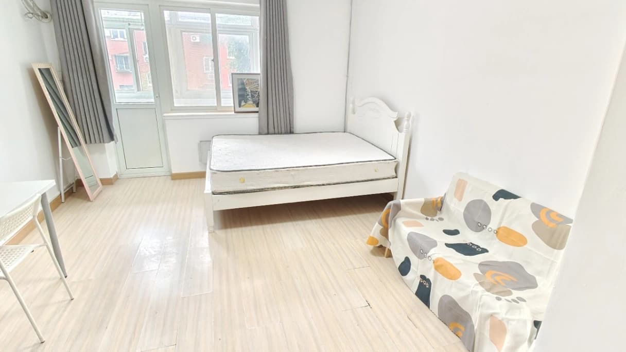 Sanlitun, 8 Xiangjun Beili, 2 Bedrooms, Well Lighted