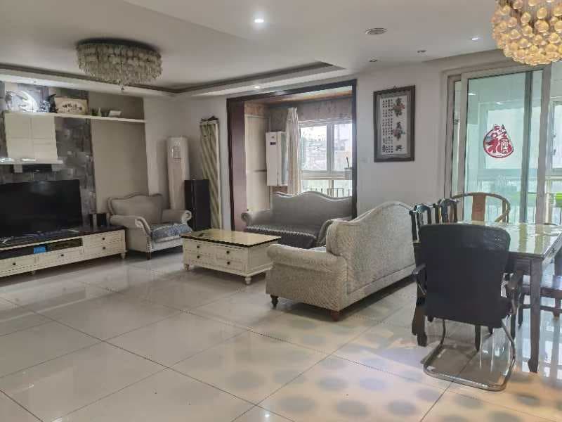 Majuqiao, 3 bedrooms, Spacious Area