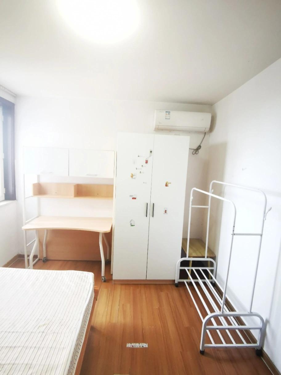 Huilongguan, Liuxing 3rd, Secondary Room, Fully Furnished, Near Subway